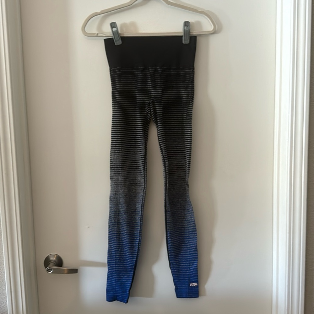 EUC Marika Apparel High Rise Seamless Leggings